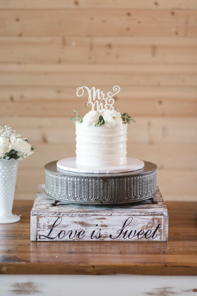 rustic wedding cake and cake stand